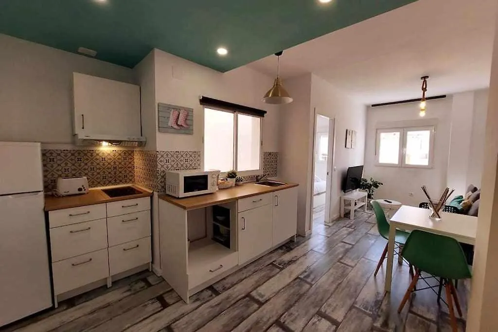 דירות מאלגה Bonito Apartamento En 2º Linea De Playa & Parking ספרד
