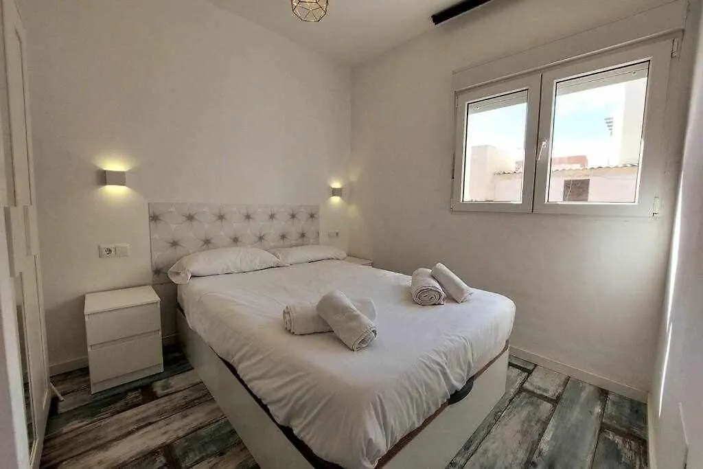 דירות מאלגה Bonito Apartamento En 2º Linea De Playa & Parking